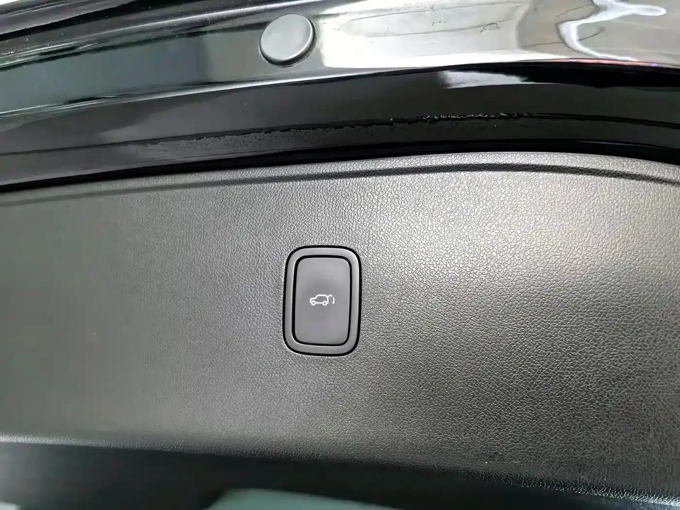 Wenjie M7 2024 1.5T Intelligent Driving 4WD Max Edition 5-seater — миниатюра 17