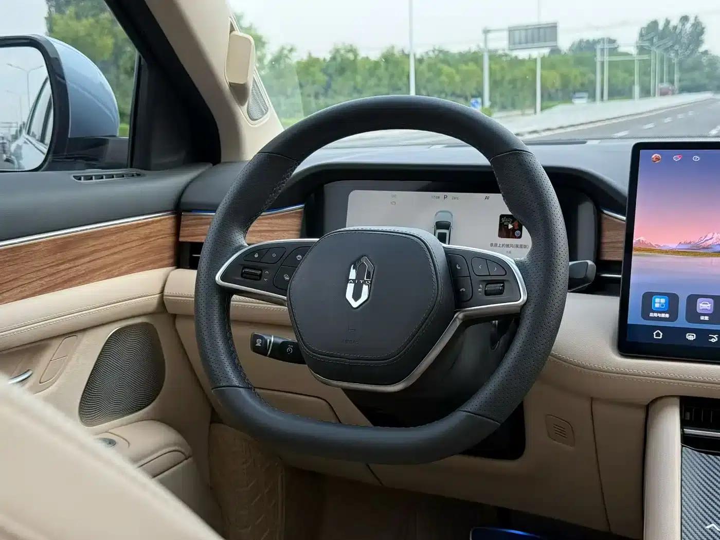 Wenjie M7 2022 1.5T AWD Luxury Edition — миниатюра 9