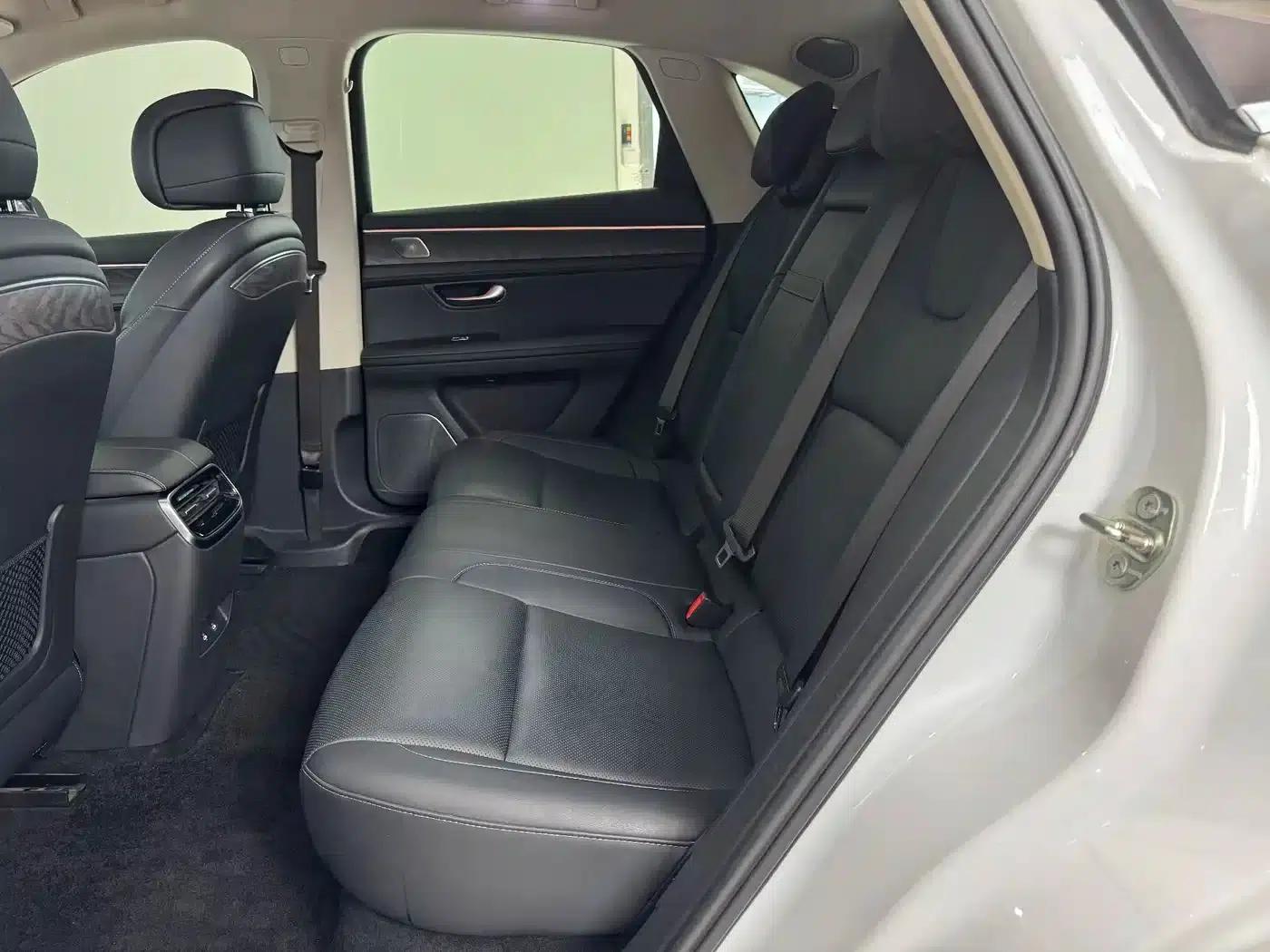 Wenjie M5 2022 Extended Range AWD Performance Edition — миниатюра 5