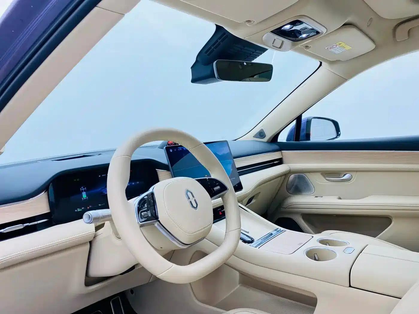 Wenjie M5 2025 Extended Range Ultra 4WD — миниатюра 14
