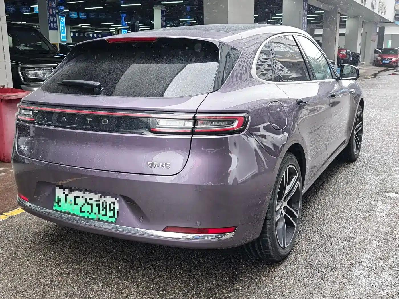 Wenjie M5 2025 Extended Range Ultra Rear-Wheel Drive Version — миниатюра 9