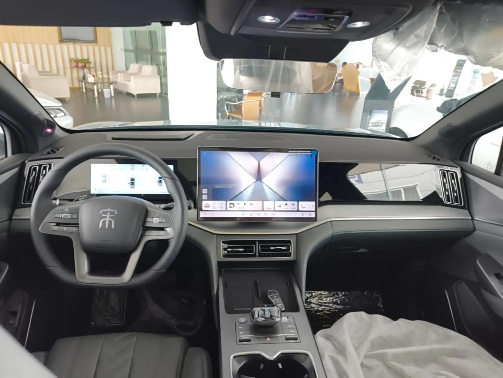 BYD Song L DM-i 2025 Intelligent Driving Version 112 km Beyond-Range Type — миниатюра 13