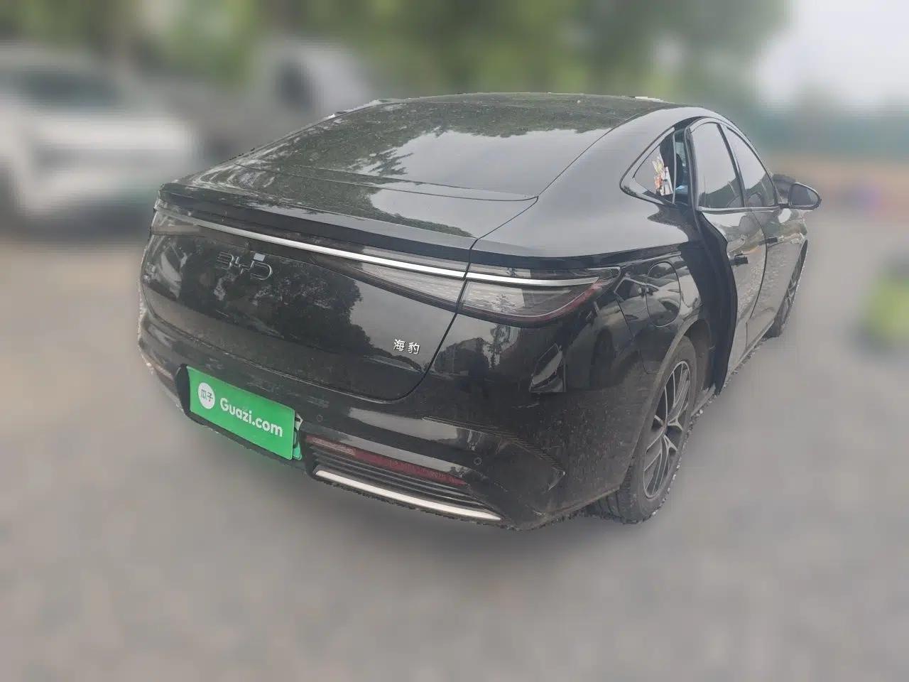BYD Seal 2024 HONOR Edition DM-i 1.5L 121km Luxury Model — миниатюра 6