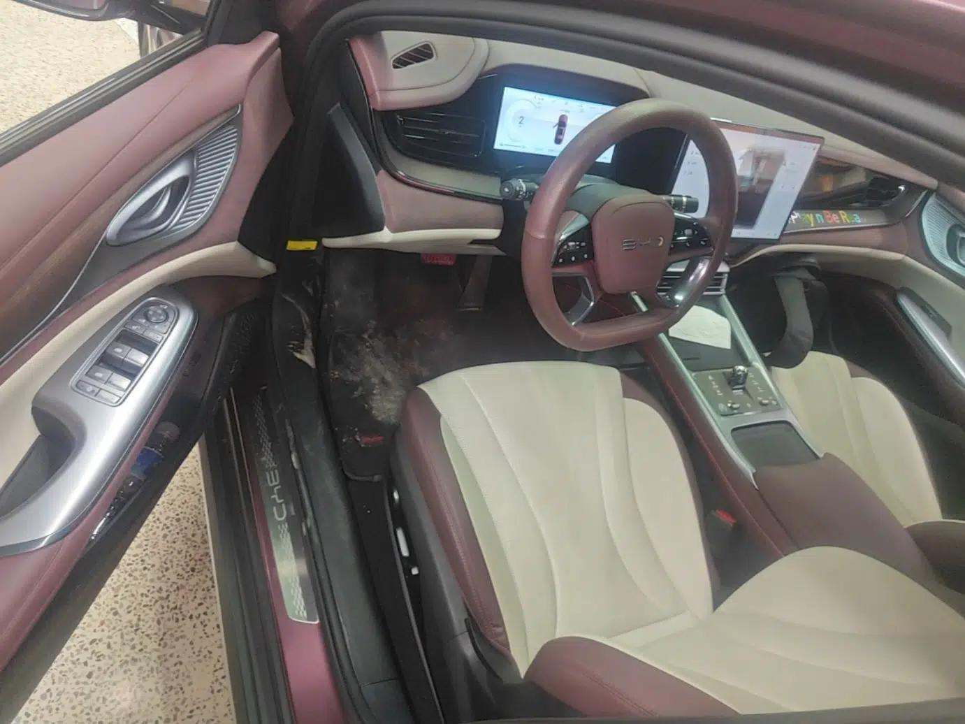 BYD Seal 2023 DM-i 1.5L 121km Prestige Model — миниатюра 19