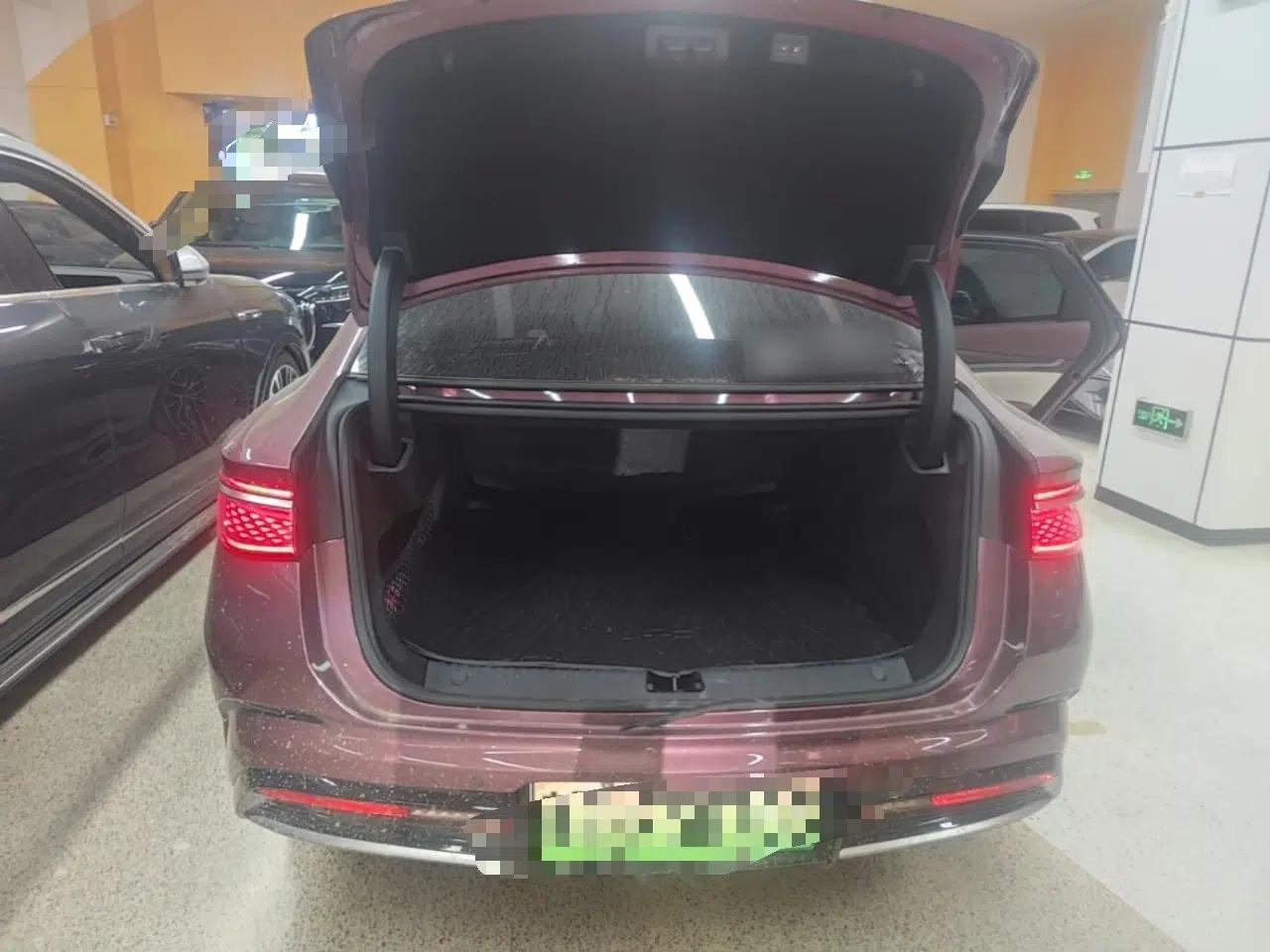 BYD Seal 2023 DM-i 1.5L 121km Prestige Model — миниатюра 22