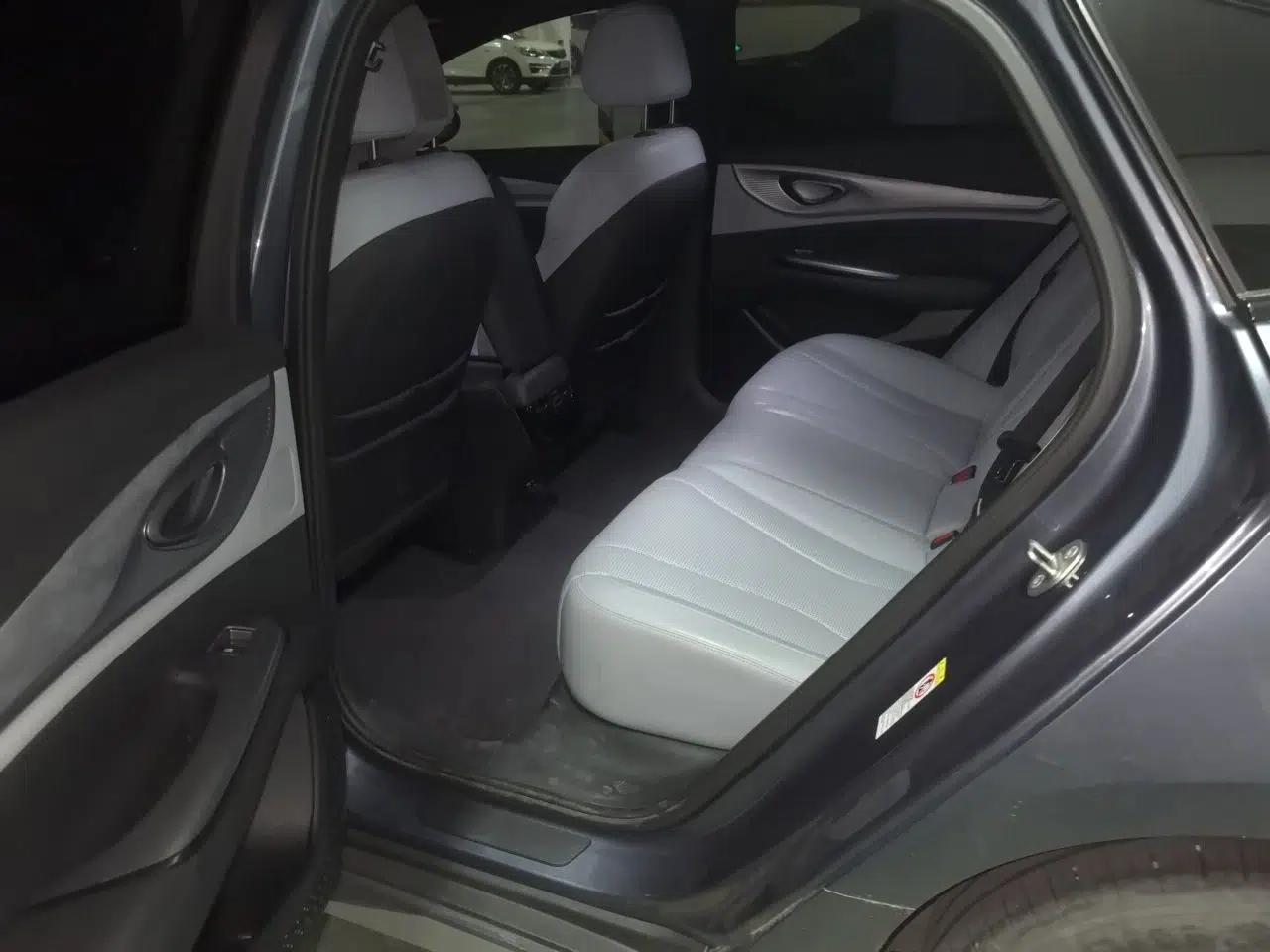 BYD Seal 2023 DM-i 1.5L 121km Luxury Model — миниатюра 18