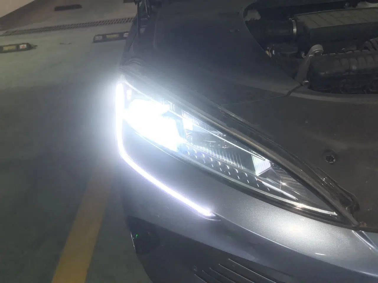 BYD Seal 2023 DM-i 1.5L 121km Luxury Model — миниатюра 7