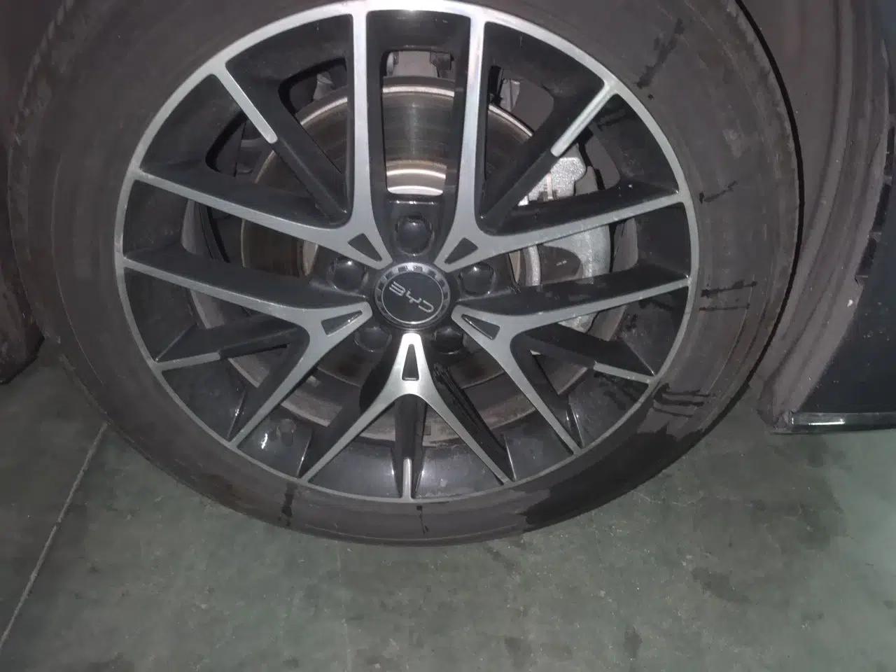 BYD Seal 2023 DM-i 1.5L 121km Luxury Model — миниатюра 8
