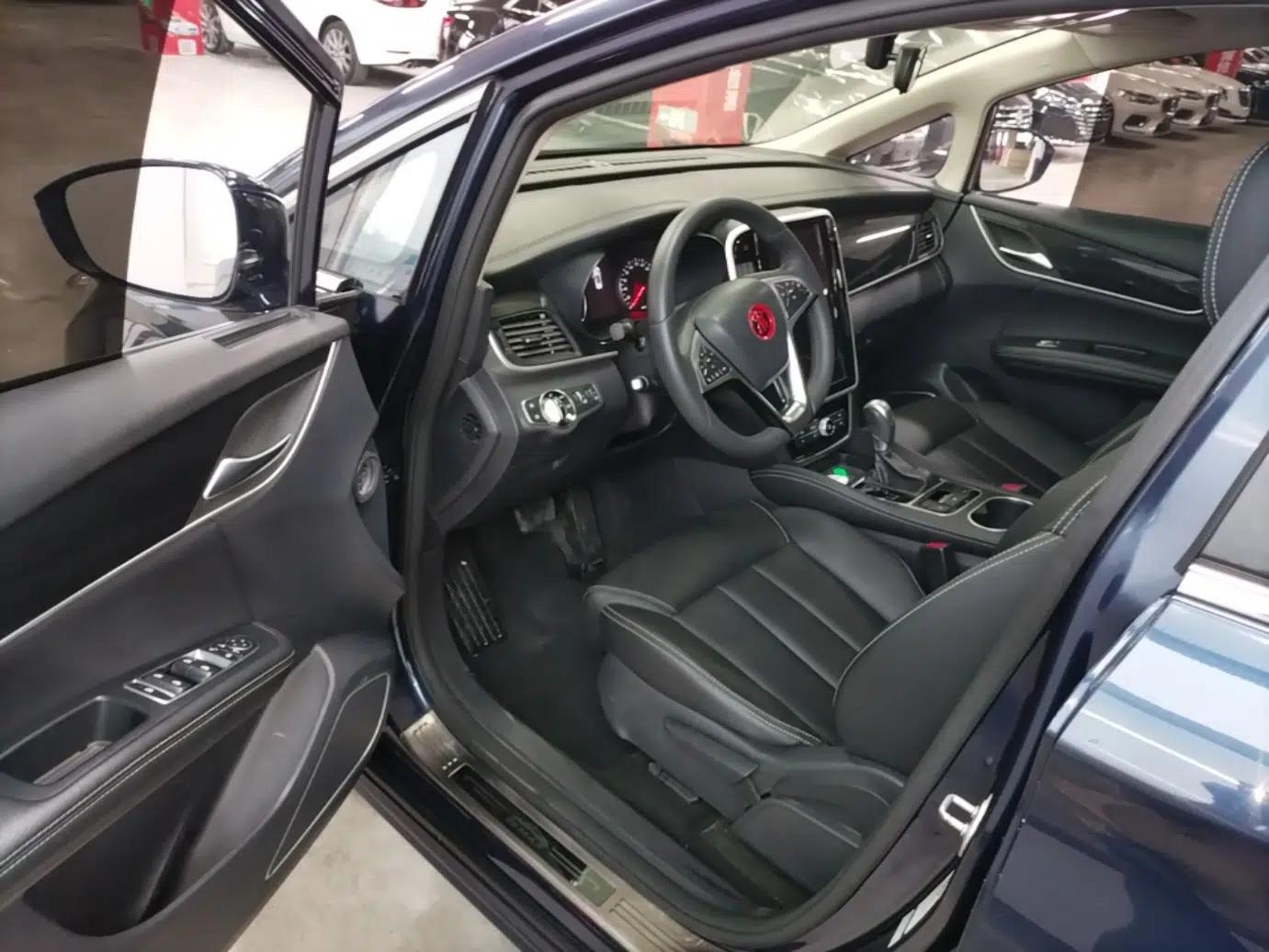 BYD Song MAX 2018 1.5T Automatic Smart Connect Elite Model with 6 Seats — миниатюра 19