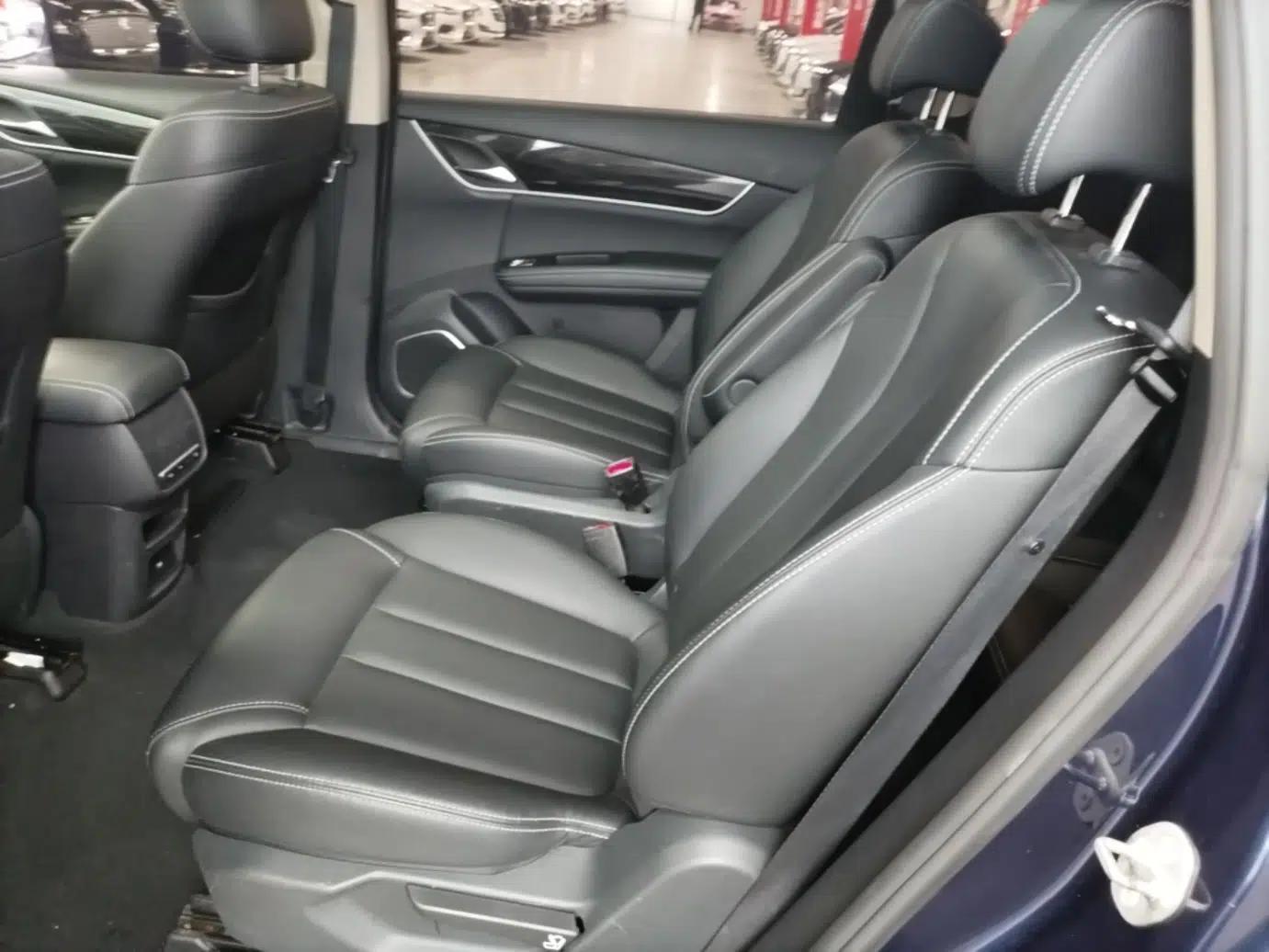 BYD Song MAX 2018 1.5T Automatic Smart Connect Elite Model with 6 Seats — миниатюра 20