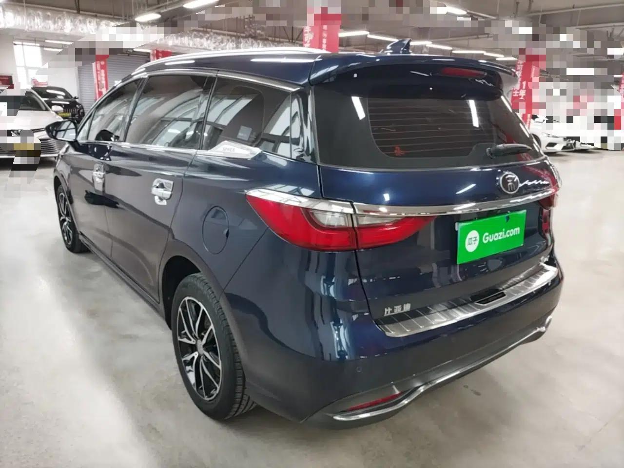 BYD Song MAX 2018 1.5T Automatic Smart Connect Elite Model with 6 Seats — миниатюра 4