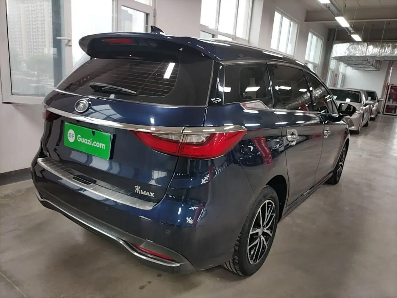 BYD Song MAX 2018 1.5T Automatic Smart Connect Elite Model with 6 Seats — миниатюра 6