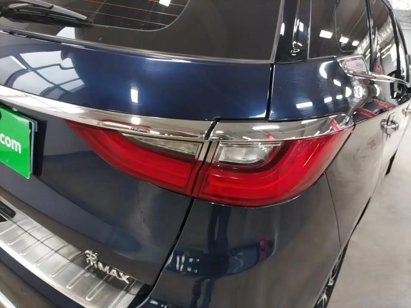 BYD Song MAX 2018 1.5T Automatic Smart Connect Elite Model with 6 Seats — миниатюра 7