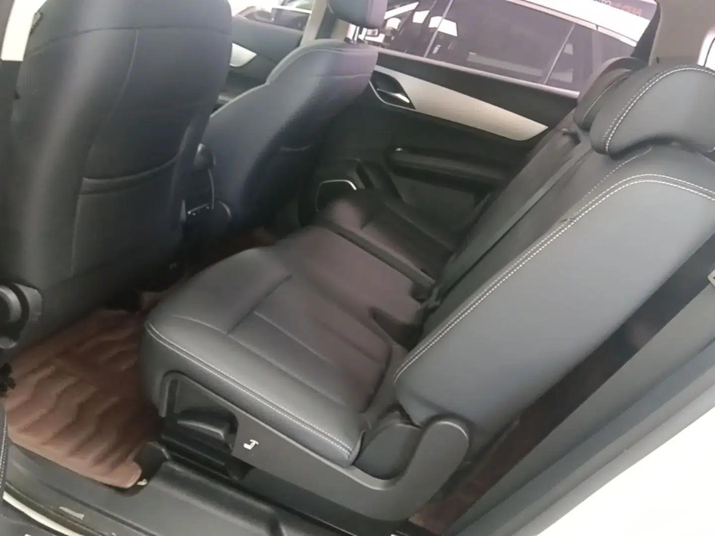 BYD Song MAX 2021 Upgraded Model 1.5T Automatic Luxury 7-Seater — миниатюра 20