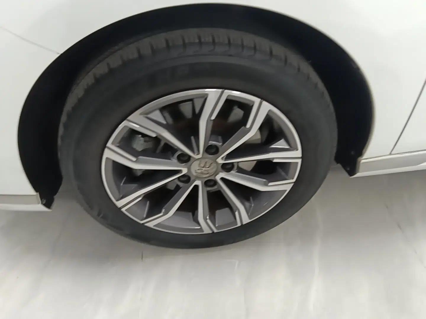 BYD Song MAX 2021 Upgraded Model 1.5T Automatic Luxury 7-Seater — миниатюра 8