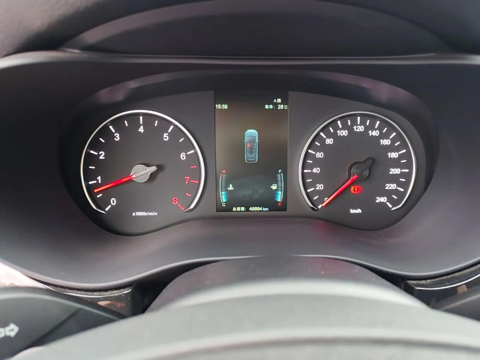 BYD Song MAX 2019 1.5T Manual Smart Connect Ruiyi Sunroof Model 6 Seats China VI Standard — миниатюра 15