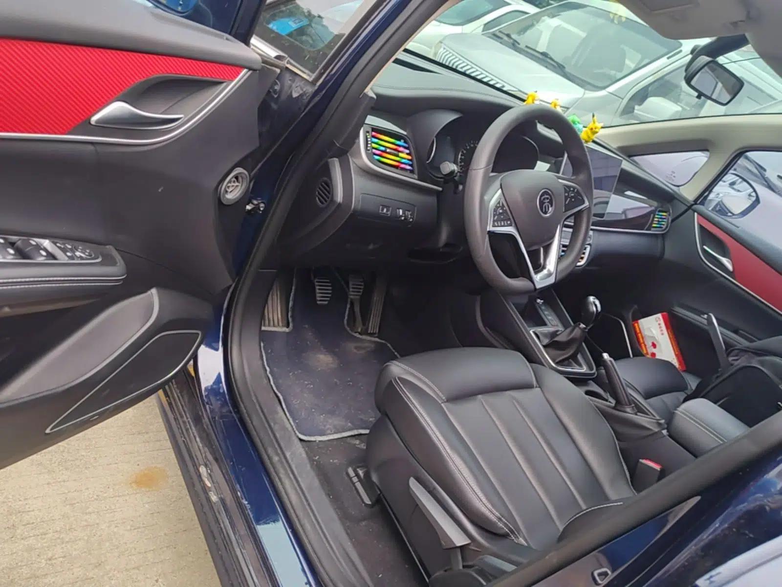 BYD Song MAX 2019 1.5T Manual Smart Connect Ruiyi Sunroof Model 6 Seats China VI Standard — миниатюра 19