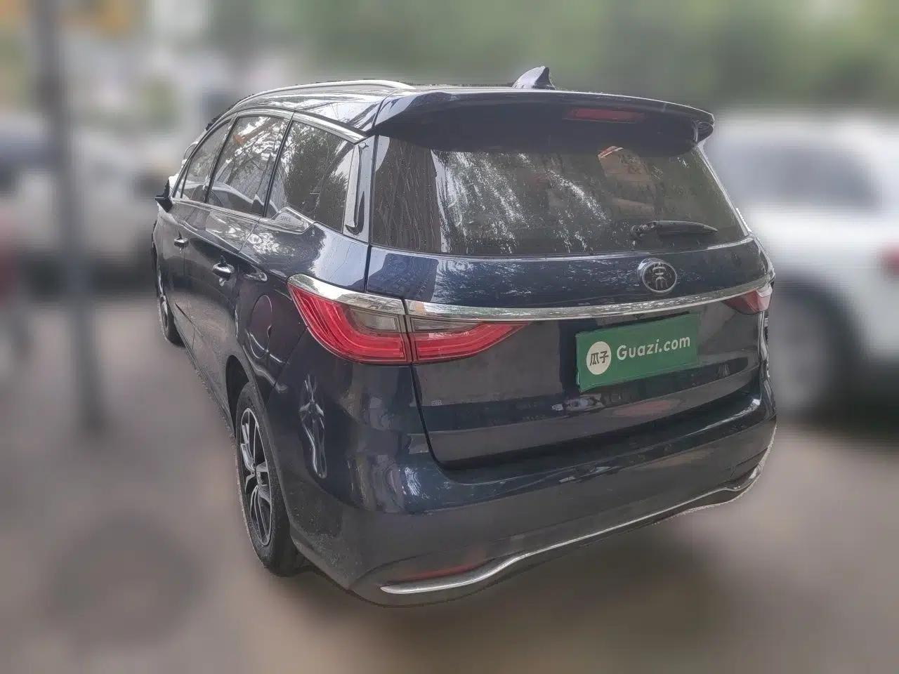 BYD Song MAX 2017 1.5T Automatic Smart Connect Elite 7-Seater — миниатюра 4
