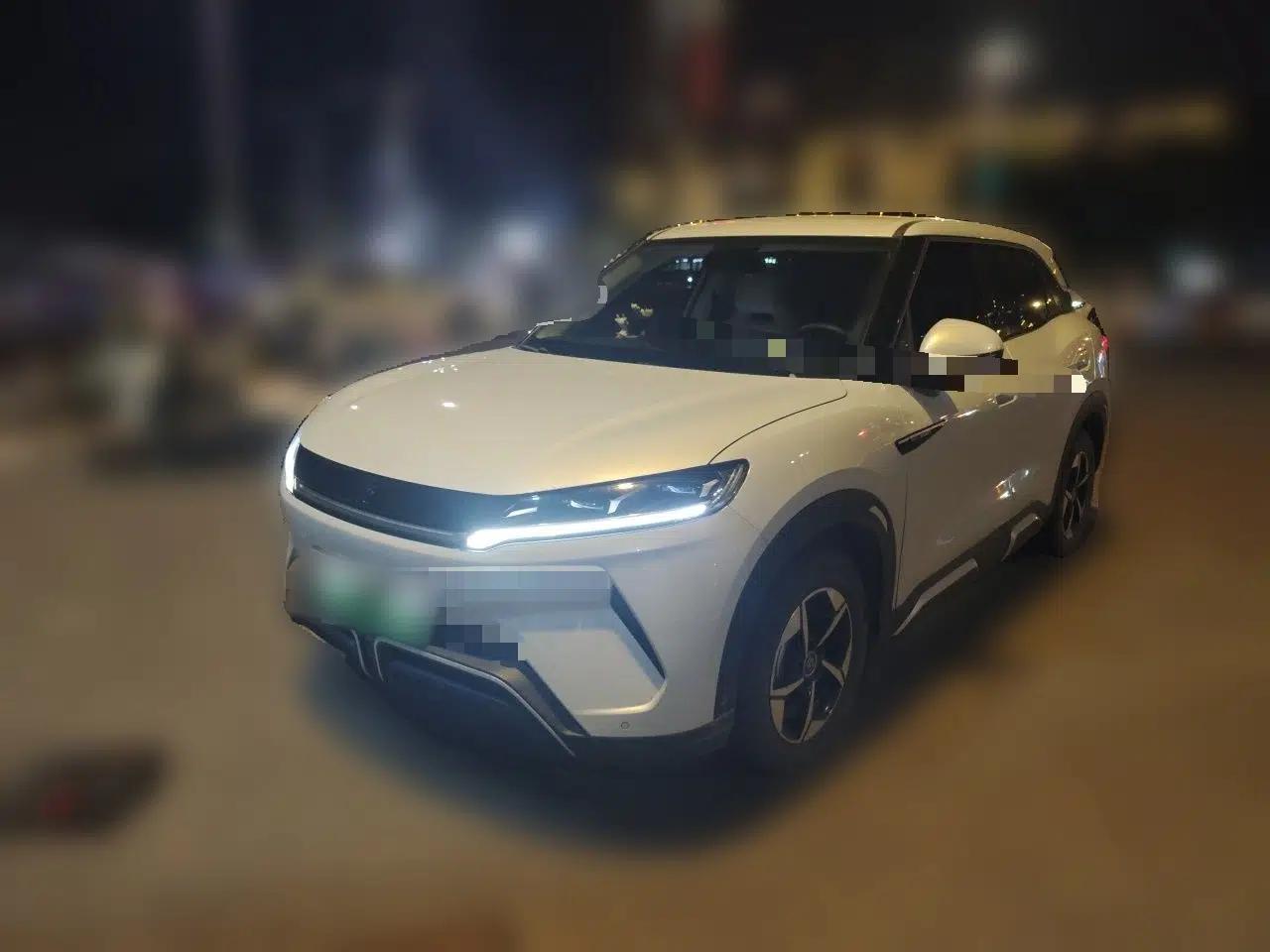 BYD Yuan UP 2024 401KM Leading Edition — миниатюра 1