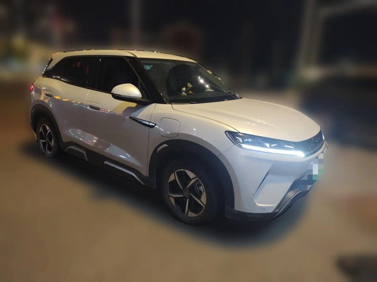 BYD Yuan UP 2024 401KM Leading Edition — миниатюра 3