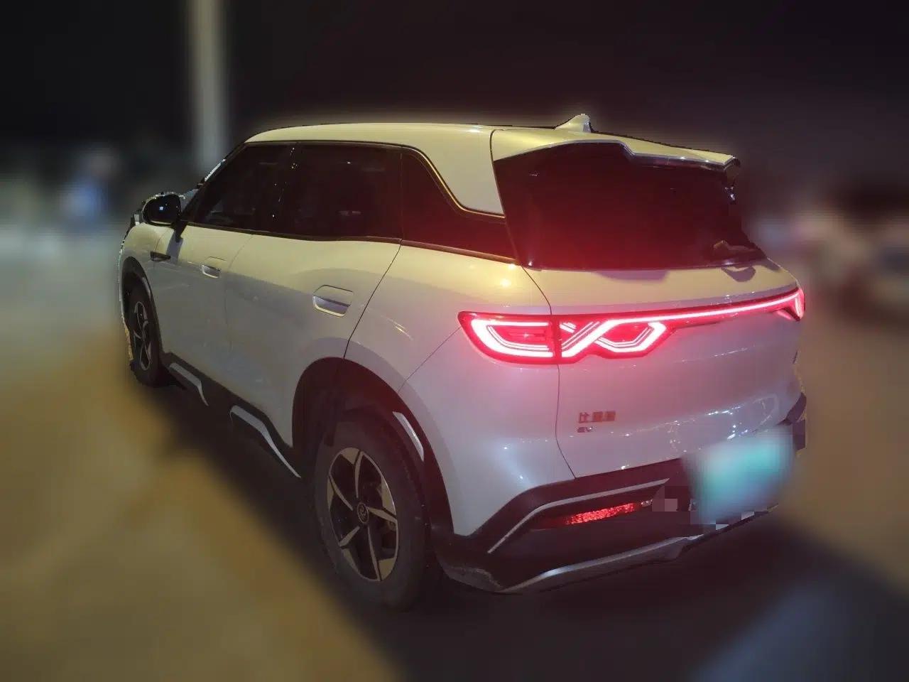 BYD Yuan UP 2024 401KM Leading Edition — миниатюра 4