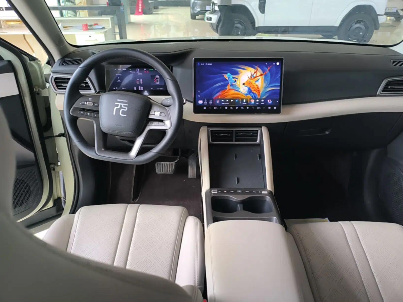 BYD Yuan UP 2025 Intelligent Driving Version 401 KM Dynamic Edition — миниатюра 13