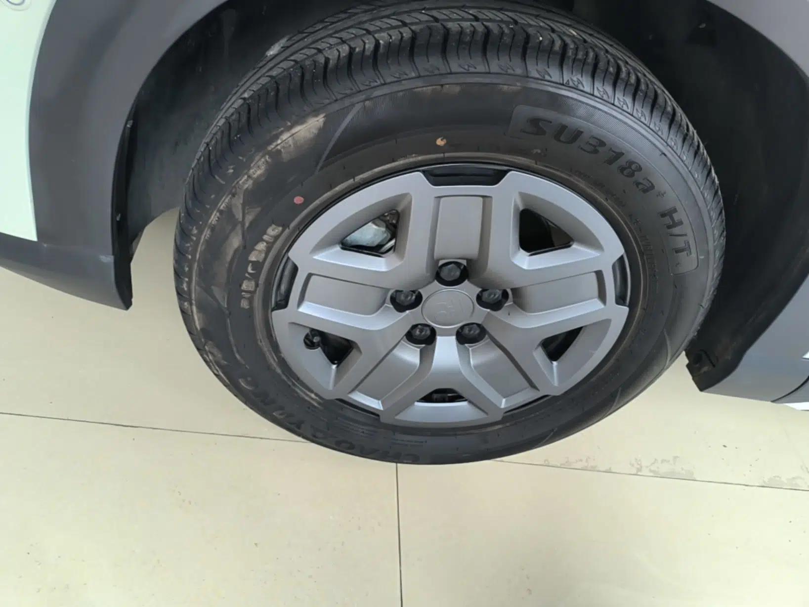 BYD Yuan UP 2025 Intelligent Driving Version 401 KM Dynamic Edition — миниатюра 8