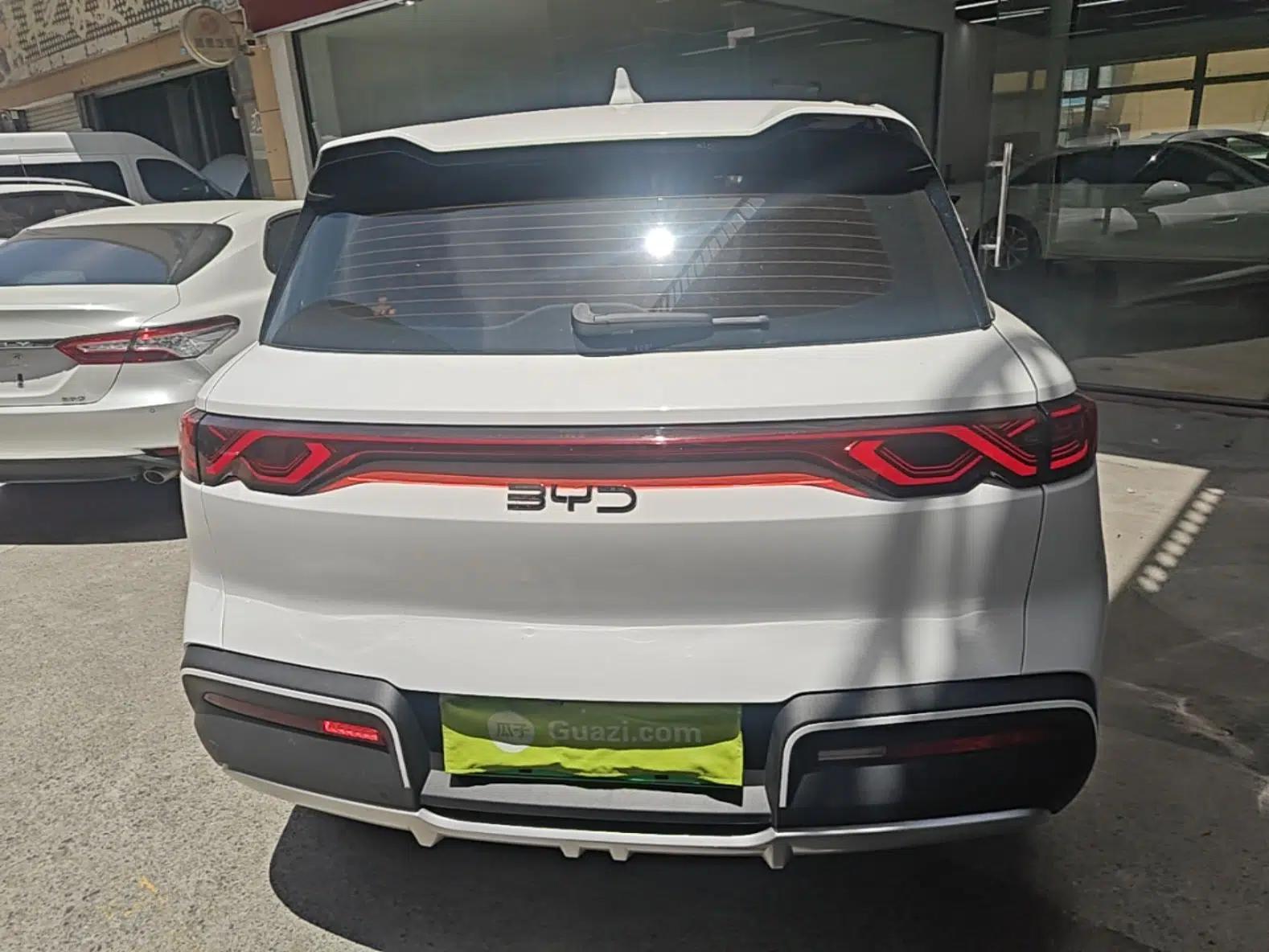 BYD Yuan UP 2024 401KM Leading Edition — миниатюра 5