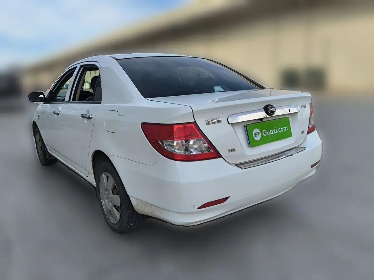 BYD F3 2012 Energy-Saving Model 1.5L Manual Comfort Version — миниатюра 4