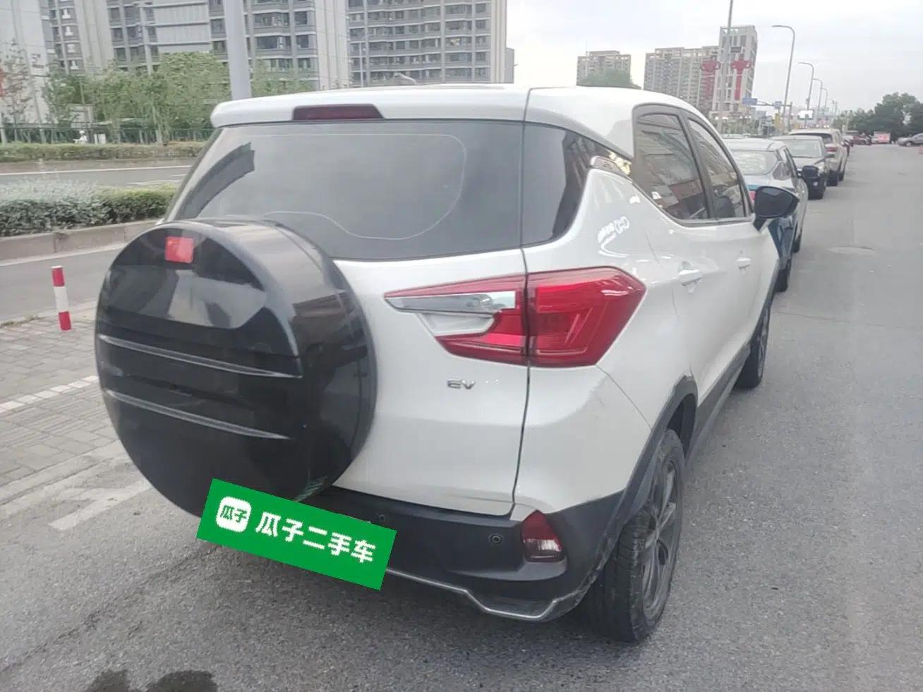 BYD Yuan New Energy 2019 EV535 Smart Connect Trendsetting Model — миниатюра 6
