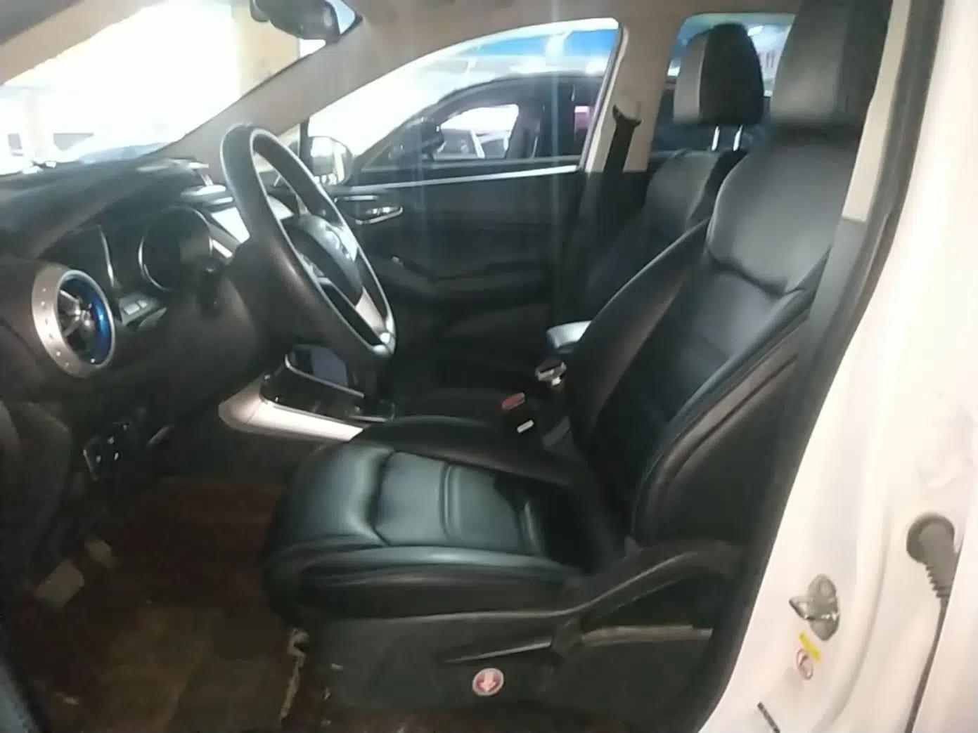BYD Yuan New Energy 2018 EV360 Smart Connect Cool Edition — миниатюра 18