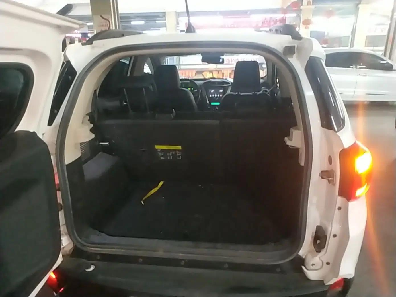 BYD Yuan New Energy 2018 EV360 Smart Connect Cool Edition — миниатюра 22