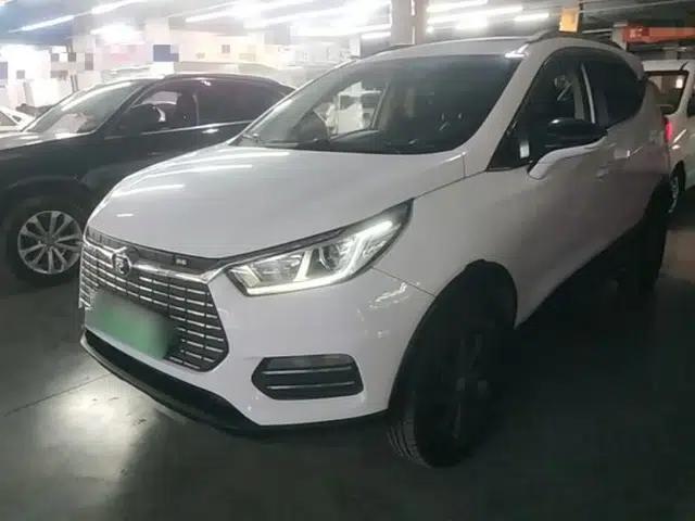 BYD Yuan New Energy 2018 EV360 Smart Connect Cool Edition
