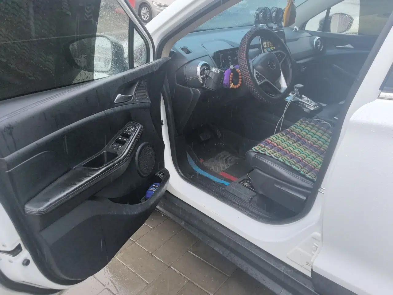 BYD Yuan New Energy 2019 EV535 Smart Connect Trendsetting Model — миниатюра 17