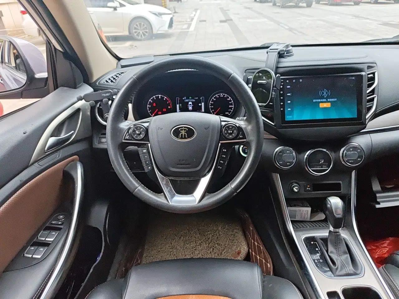 BYD Song 2016 GaiShi Edition 1.5TID Automatic Elite Model — миниатюра 11