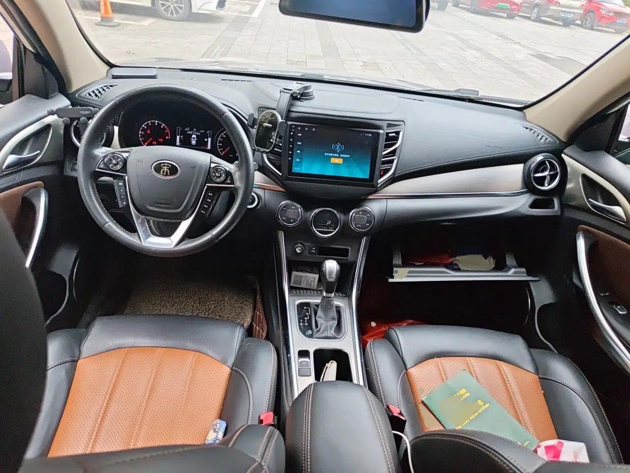 BYD Song 2016 GaiShi Edition 1.5TID Automatic Elite Model — миниатюра 10
