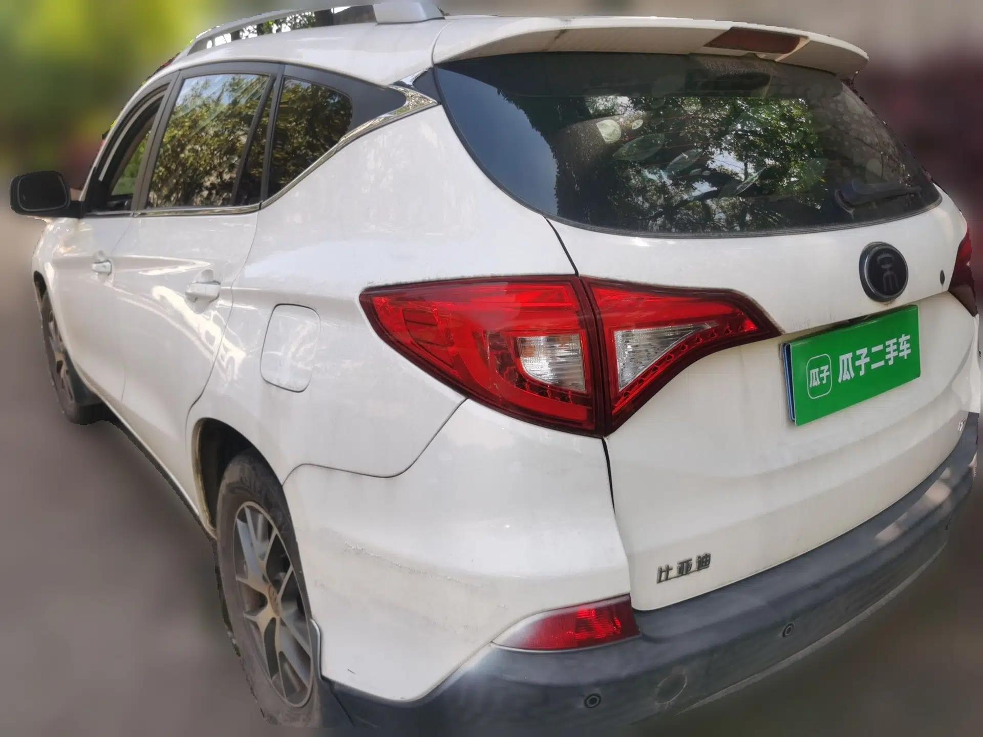 BYD Song 2018 1.5TI Manual Smart Connect Enjoyment Model — миниатюра 4