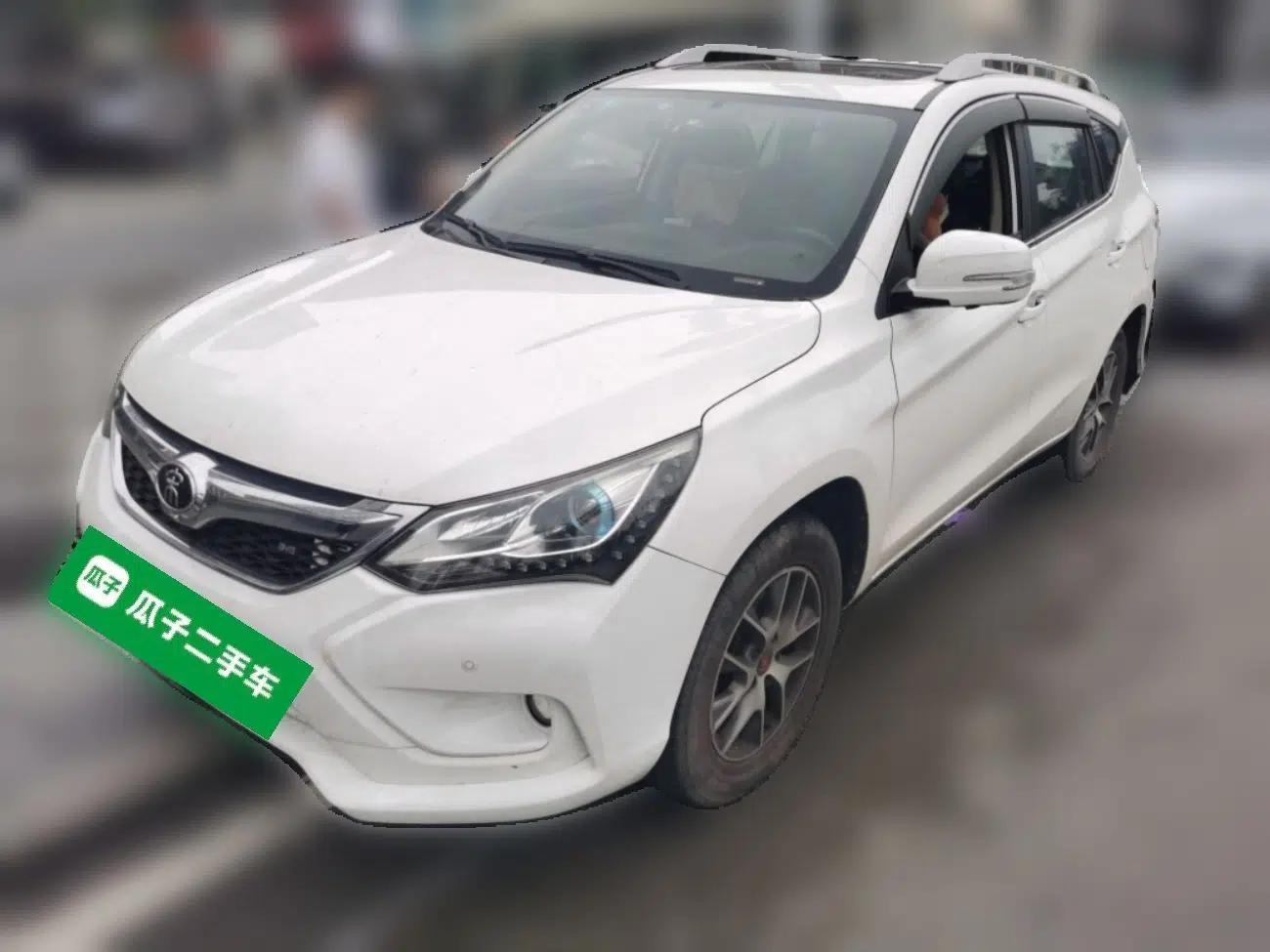 BYD Song 2016 GaiShi Edition 1.5TI Manual Elite Model — миниатюра 1