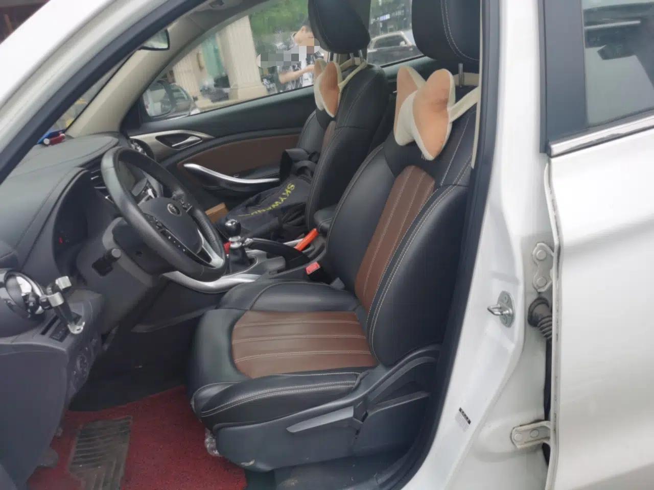 BYD Song 2016 GaiShi Edition 1.5TI Manual Elite Model — миниатюра 16
