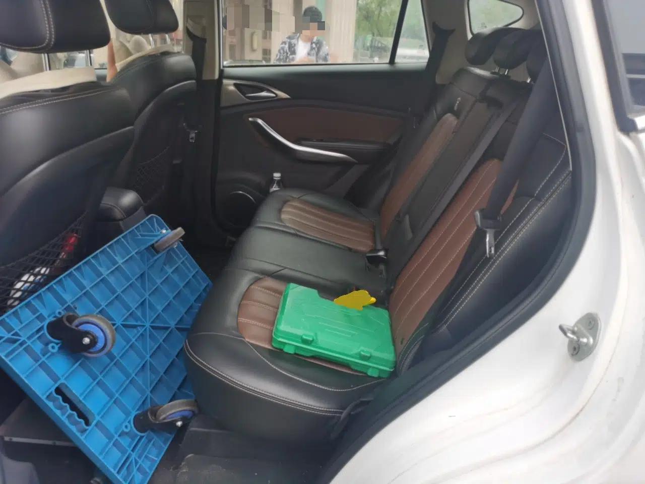 BYD Song 2016 GaiShi Edition 1.5TI Manual Elite Model — миниатюра 18