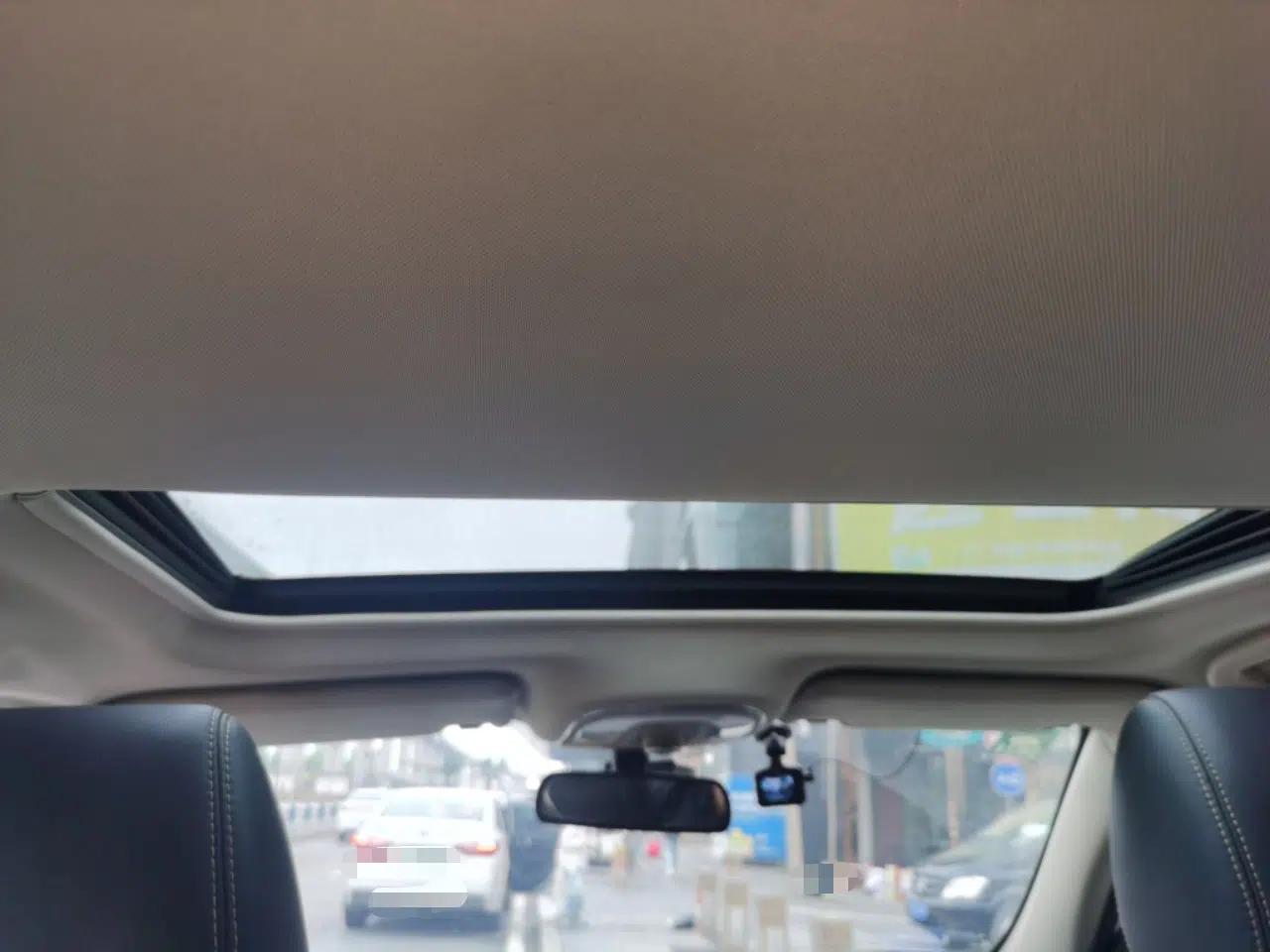 BYD Song 2016 GaiShi Edition 1.5TI Manual Elite Model — миниатюра 19