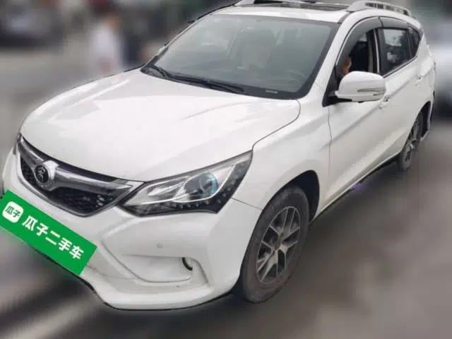 BYD Song 2016 GaiShi Edition 1.5TI Manual Elite Model