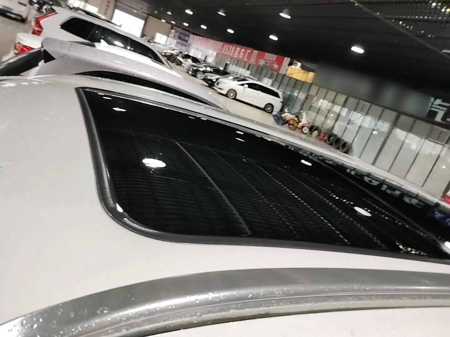 BYD Tang 2018 2.0T Automatic Smart Connect Prestige 7-Seater China V Standard — миниатюра 11