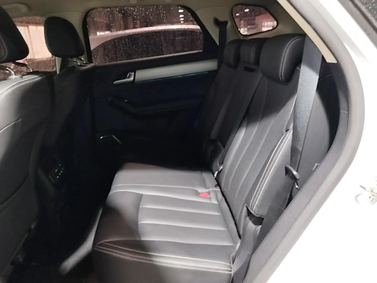 BYD Tang 2018 2.0T Automatic Smart Connect Prestige 7-Seater China V Standard — миниатюра 20