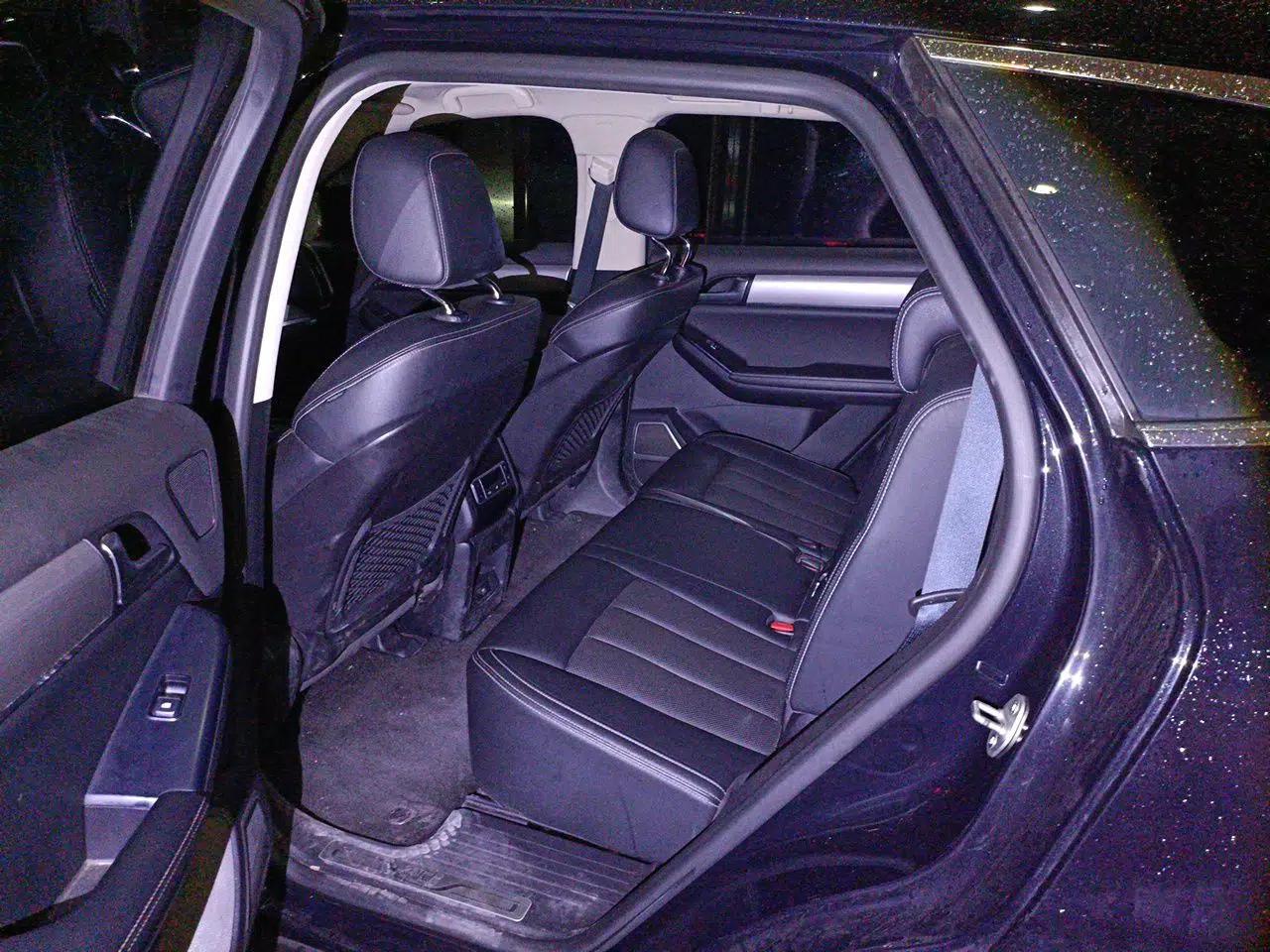 BYD Tang 2019 2.0T Automatic SmartConnect Luxury 7-Seater China VI Standard — миниатюра 18