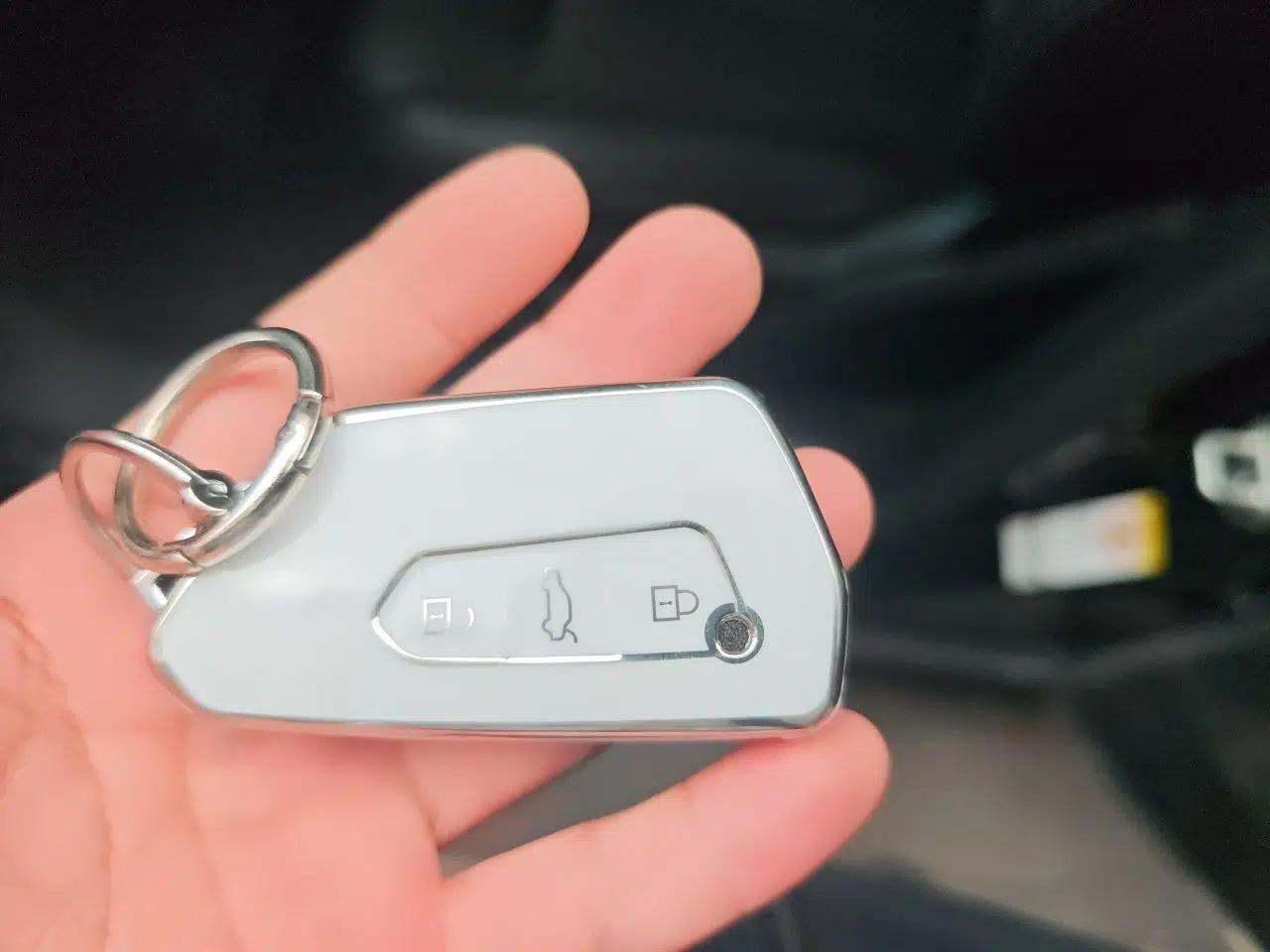 BYD Tang 2018 2.0T Automatic SmartConnect Prestige 5-Seater Emission Standard China V — миниатюра 9