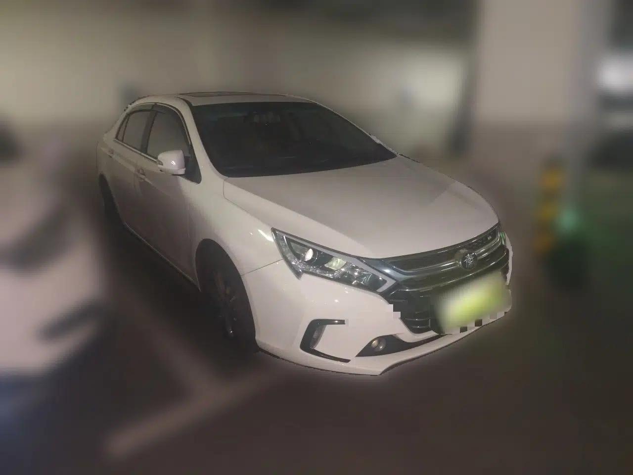 BYD Qin New Energy 2018 1.5T Smart Connect Premium Model — миниатюра 3