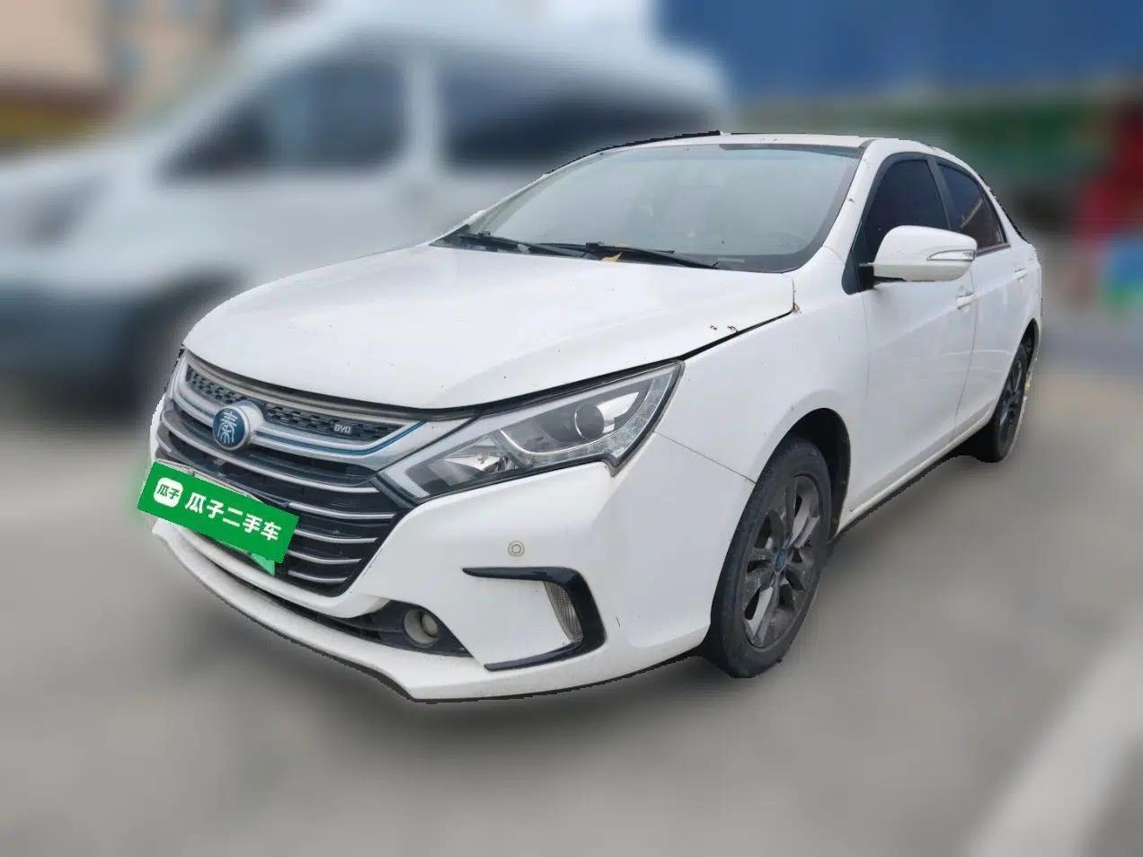 BYD Qin New Energy 2017 1.5T Luxury Model — миниатюра 1