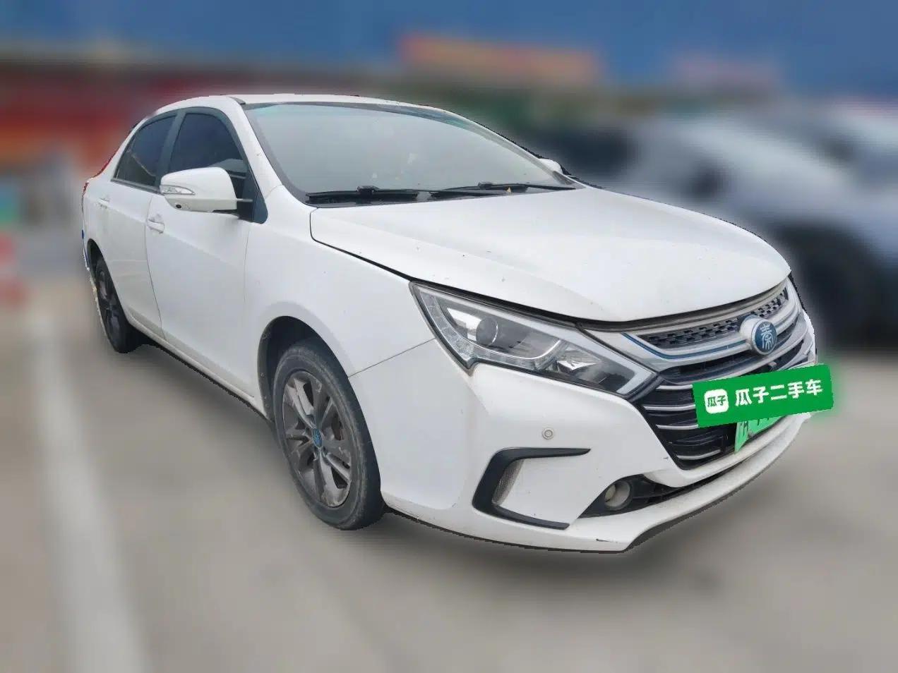 BYD Qin New Energy 2017 1.5T Luxury Model — миниатюра 3
