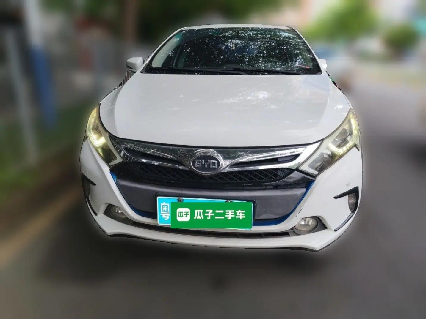 BYD Qin New Energy 2015 1.5T Dual-Crown Flagship Edition — миниатюра 2